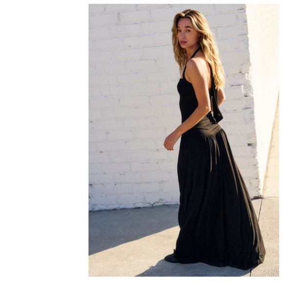 FREE PEOPLE Clara One Piece Jumper Large *Easy Effortless Style!* Black NWT’S! - Picture 3 of 6